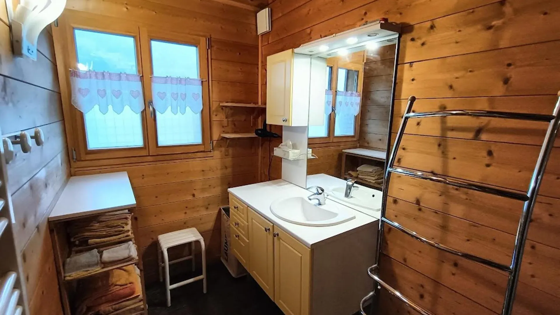 Chalet Spacieux Avec Garage Prive, Animaux Acceptes, Terrasse Et Jardin, Ideal Pour Familles ! - Fr-1-692-101 Abondance France