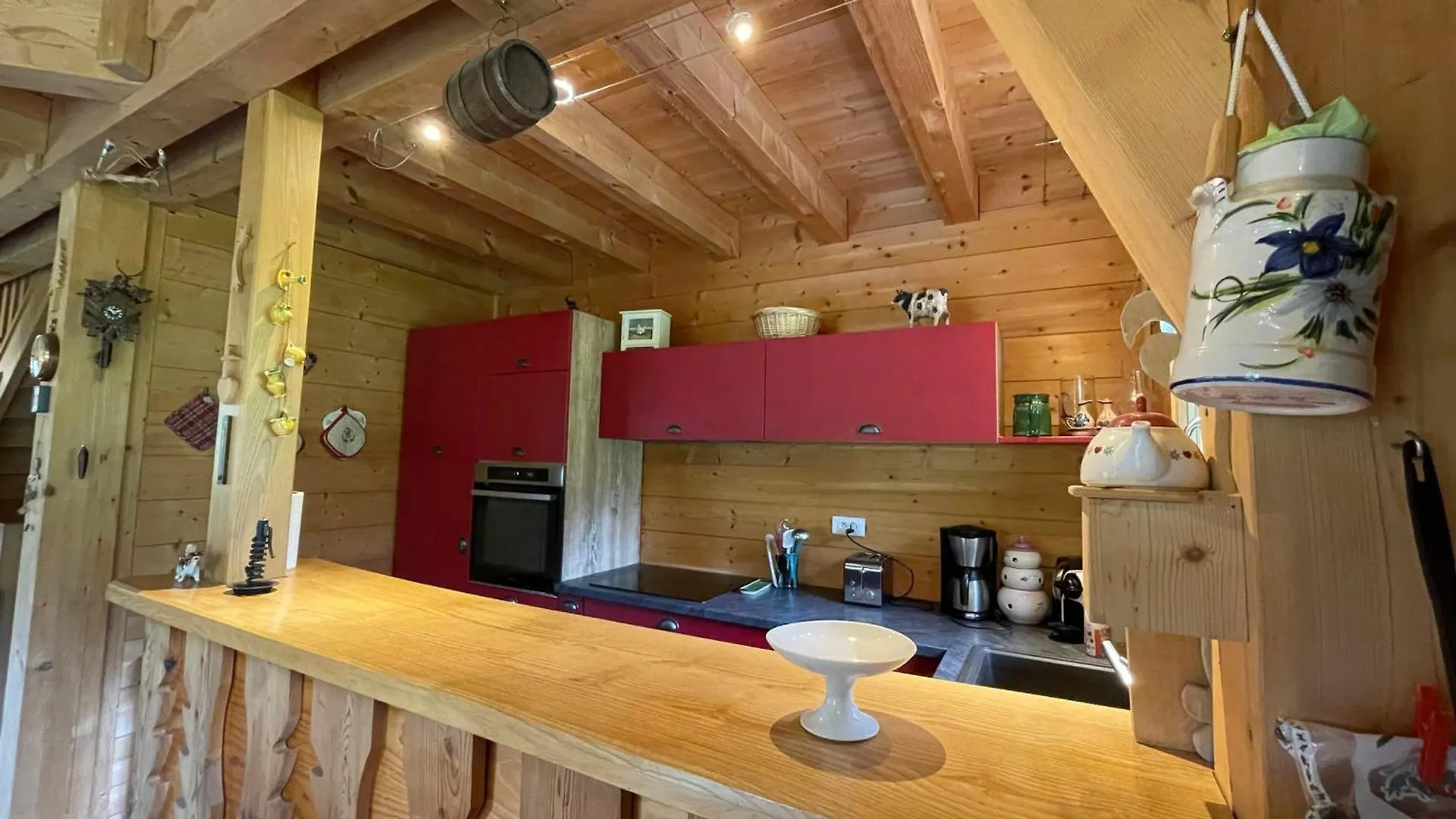 Chalet Spacieux Avec Garage Prive, Animaux Acceptes, Terrasse Et Jardin, Ideal Pour Familles ! - Fr-1-692-101 Abondance 0*,  France